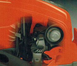 AutoTune
Vždy optimální seřízení motoru - bez seřizování karburátoru kvůli změnám kvality paliva, klimatu nebo nadmořské výšky